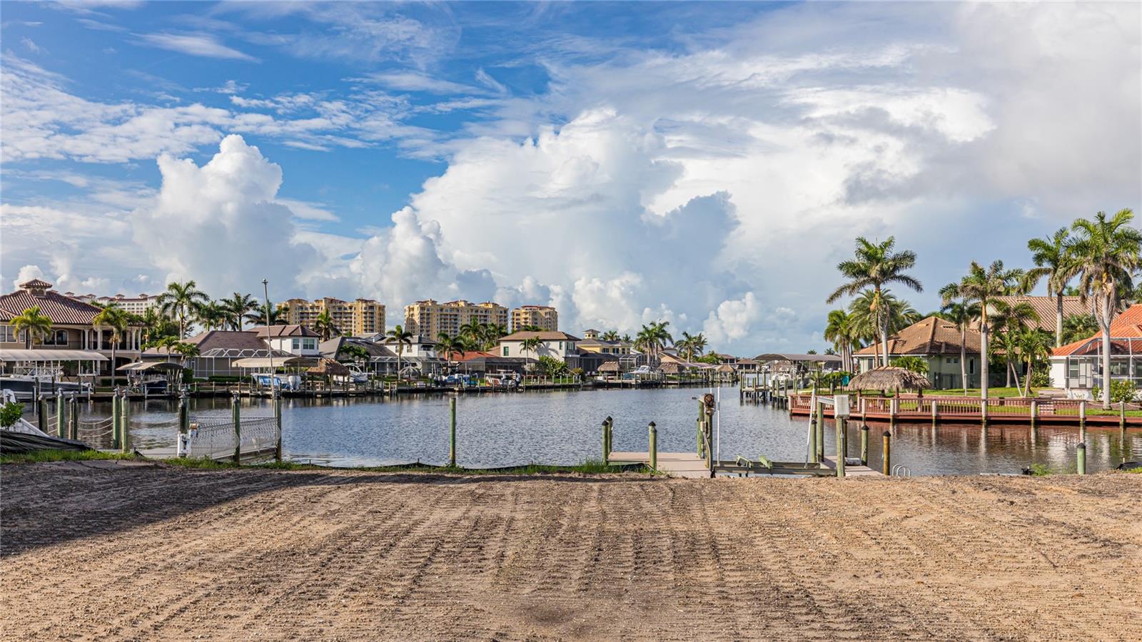 5620 SW 14TH PLACE, CAPE CORAL, FL, 33914/$1,590,000 1 5620 SW 14TH PLACE