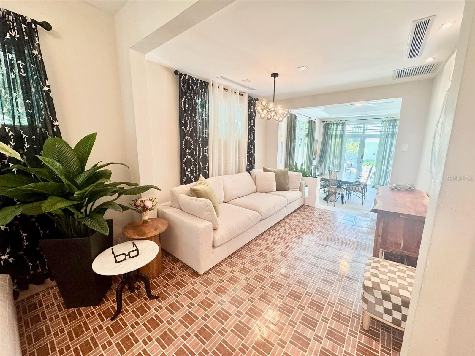 CONDADO - Residential