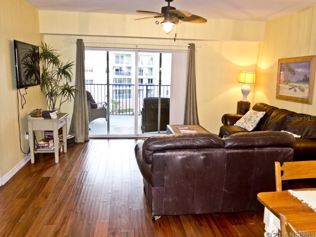 Ocean Walk Condo At Nsb - Residential