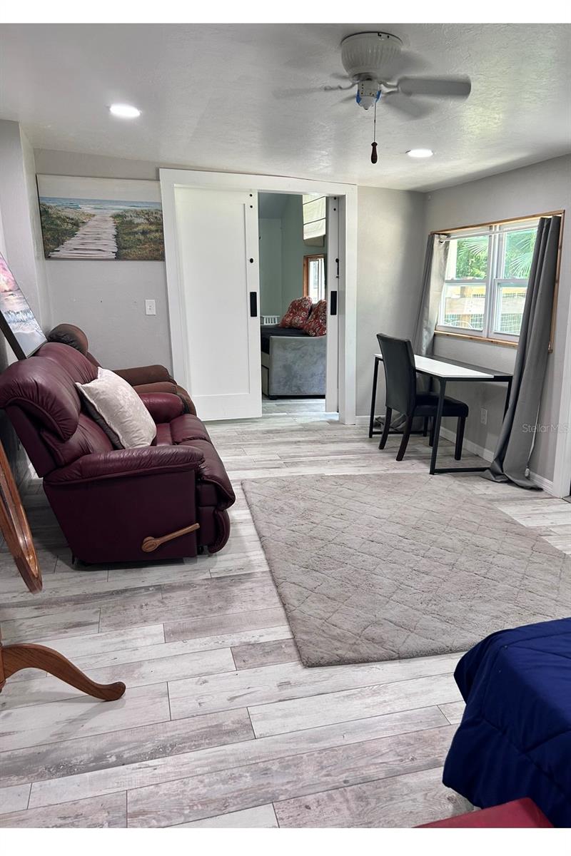 SPRINGTREE IV - Residential