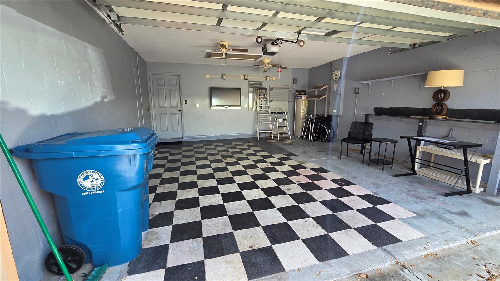 SPRING RIDGE - Residential