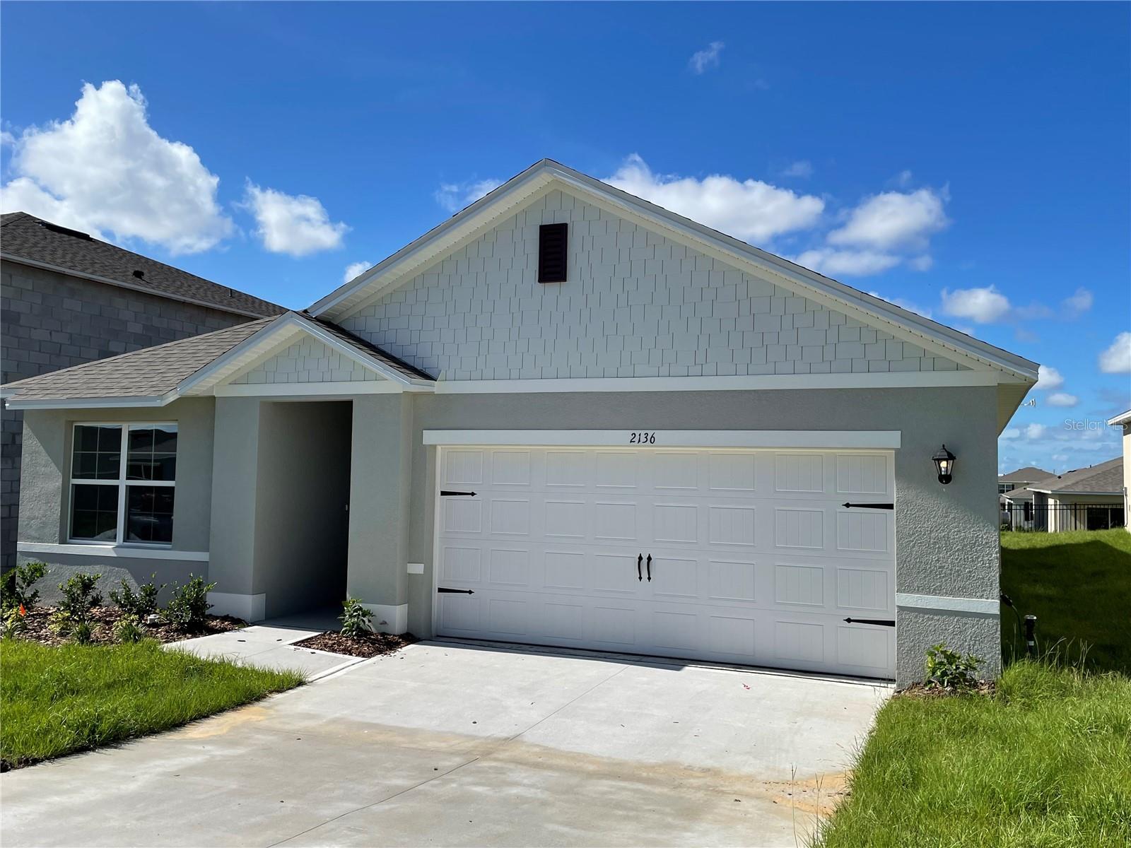 Want to be the first tenant living in this beautiful almost brand new home at Forest Lake Community ? This home has 3 bedrooms, 2 bathrooms, a quartz countertop in the kitchen, stainless steel appliances. The community features a beautiful Club House with a resort-style pool, Playground and a lot of fun for the whole family! Located near Disney & many shopping and dinning places. Inquiry now!