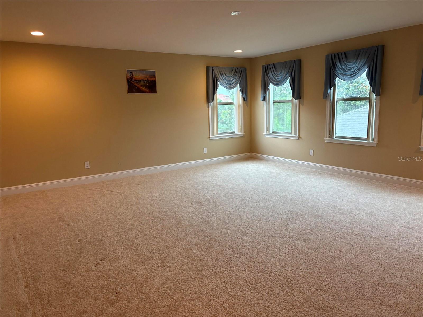 PEARL LAKE ESTATES - Residential