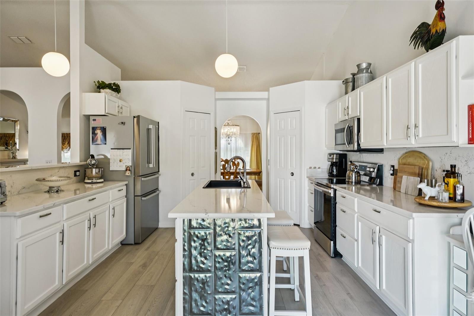 SPRING HILL - Residential