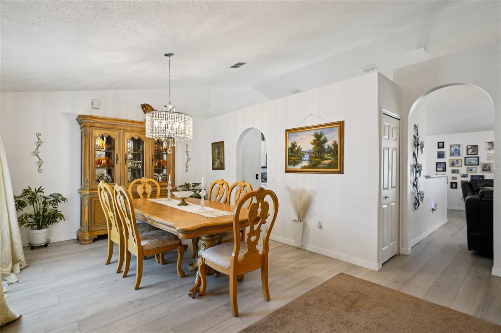 SPRING HILL - Residential