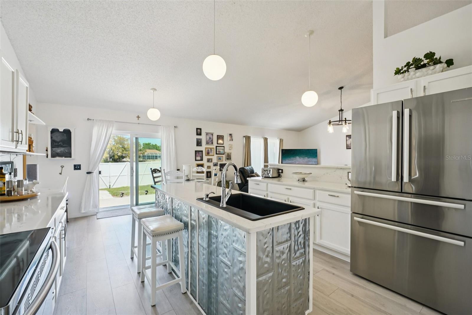 SPRING HILL - Residential