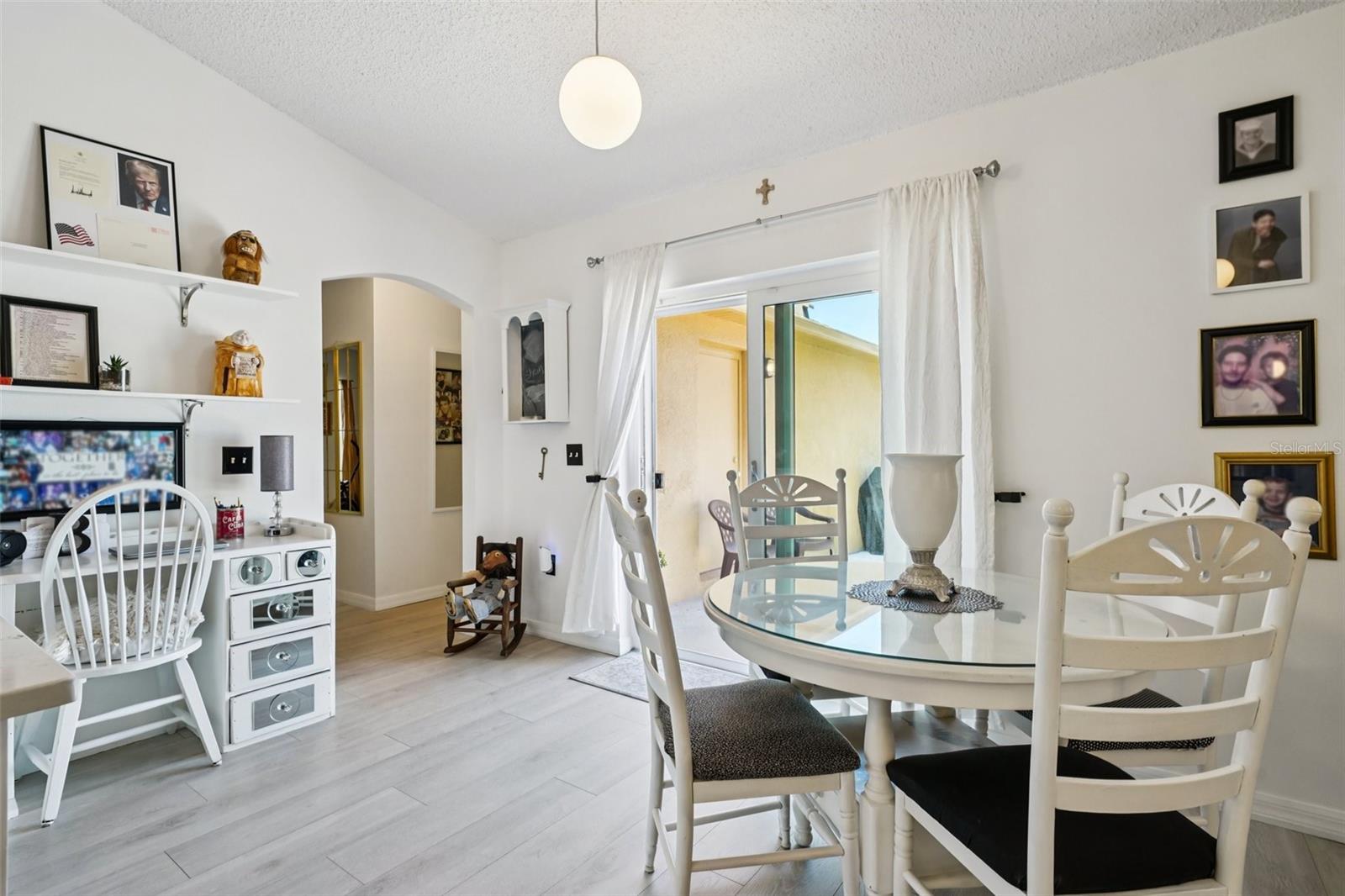 SPRING HILL - Residential