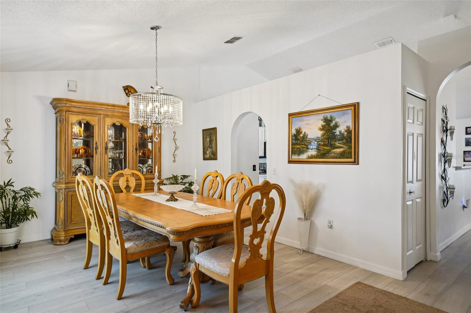 SPRING HILL - Residential