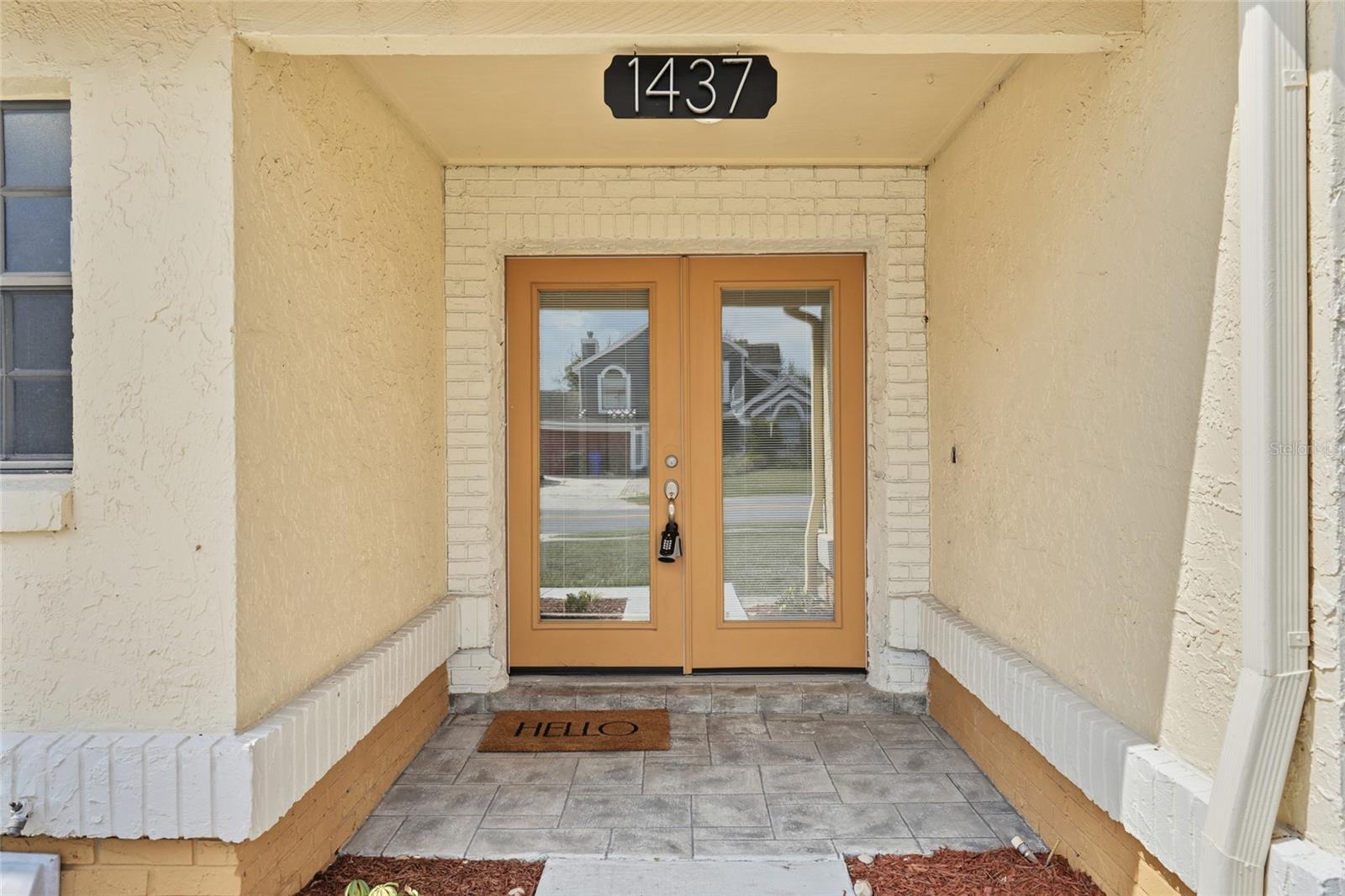1437 MONA DRIVE