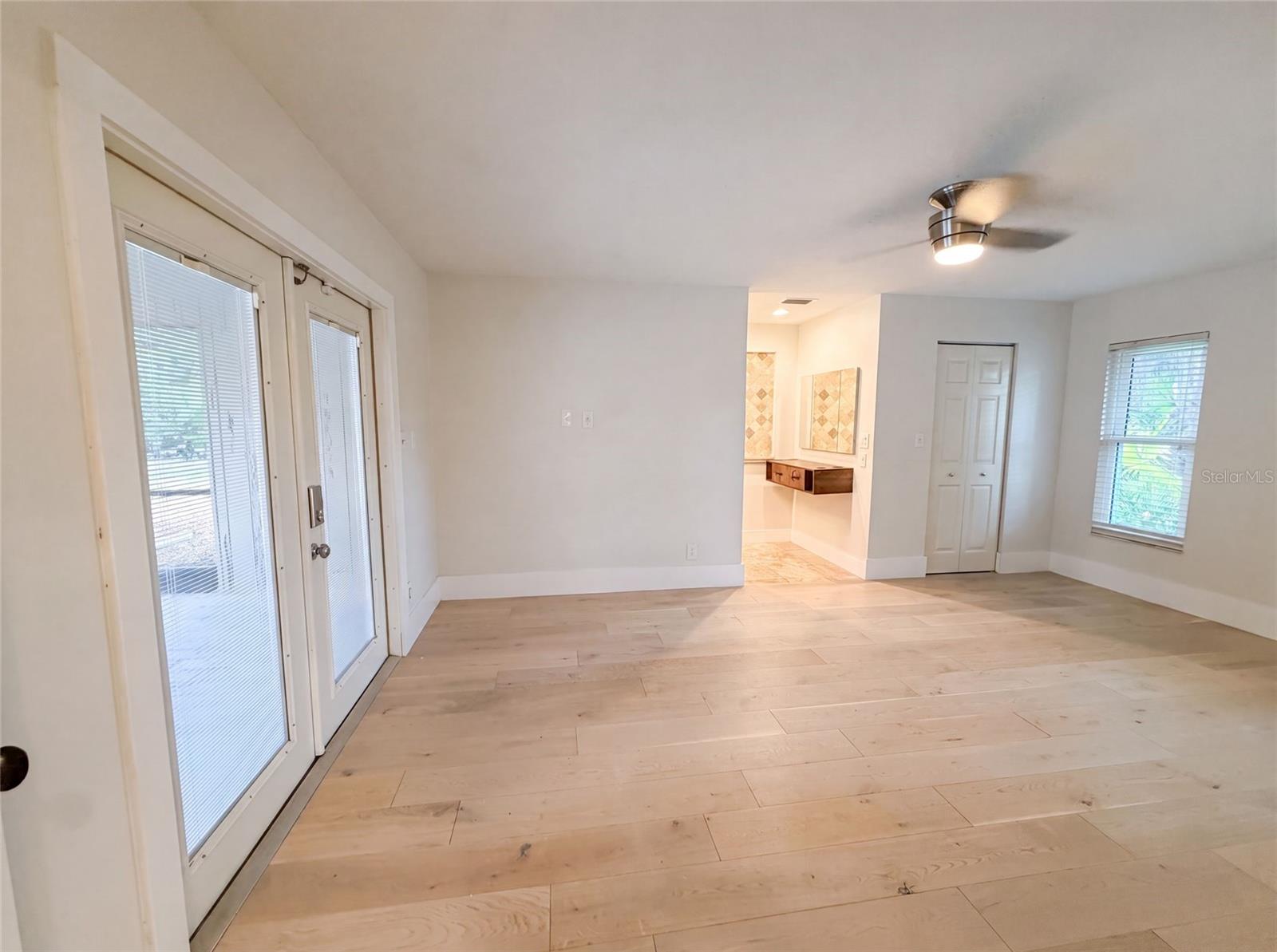 8028 CONSERVATORY CIRCLE
