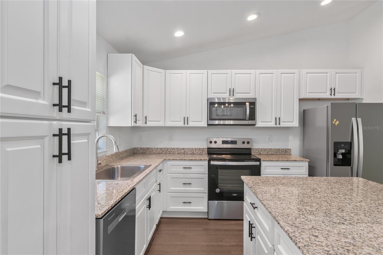 ORANGE BLOSSON HILLS - Residential