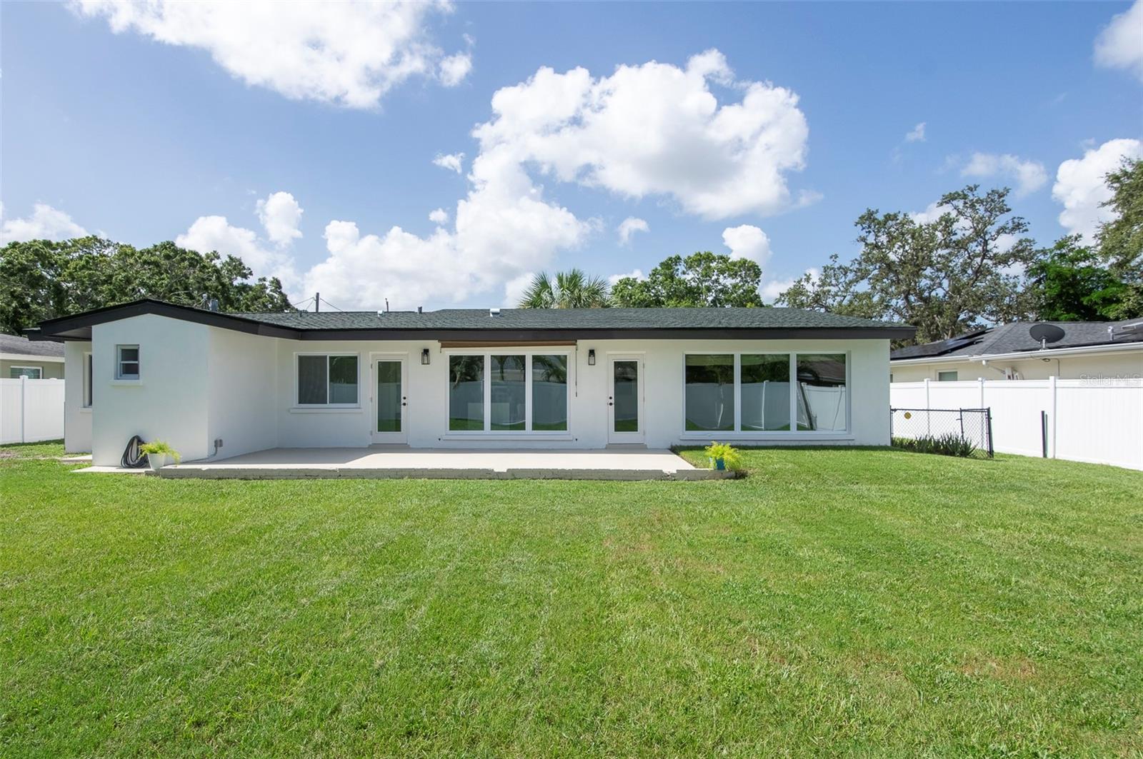 SUNSET BLUFFS ACRES - Residential