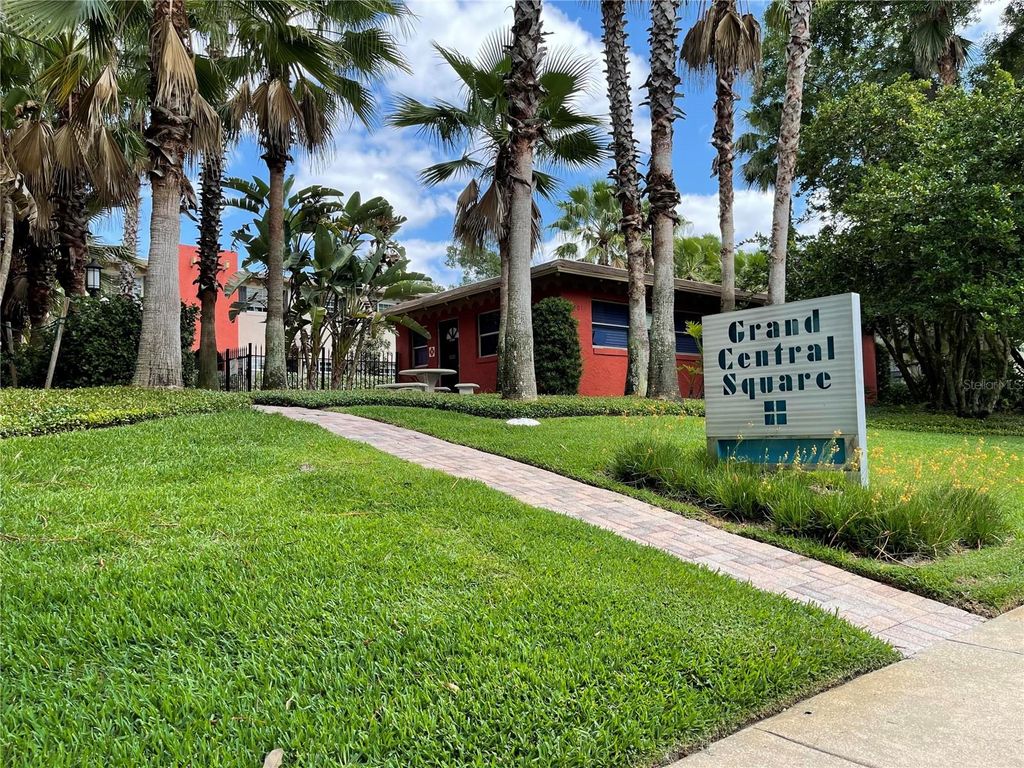 Photo of 2501 E Central Boulevard #10, Orlando, FL 32803 (MLS # O6414413)