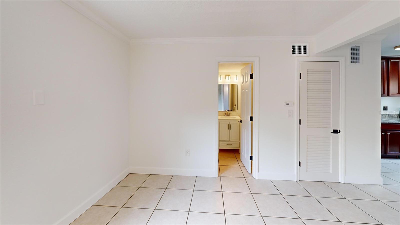 2501 E CENTRAL BOULEVARD 10