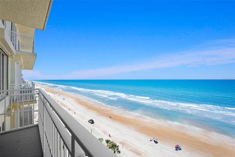 A home in DAYTONA BEACH