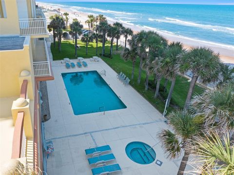 A home in DAYTONA BEACH