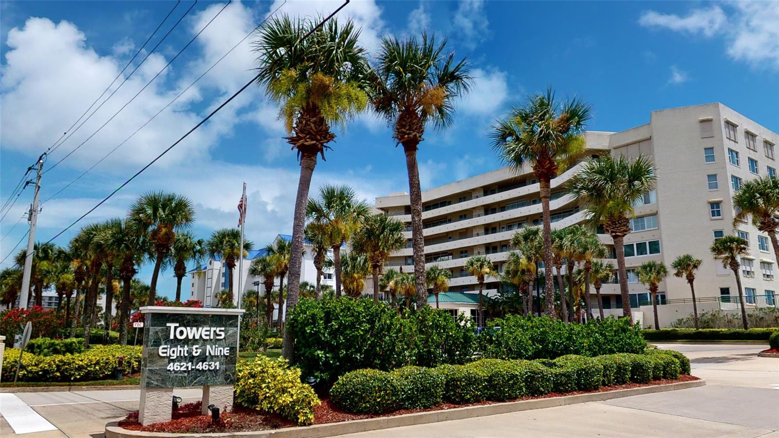 Towers 09 Condo - Residential