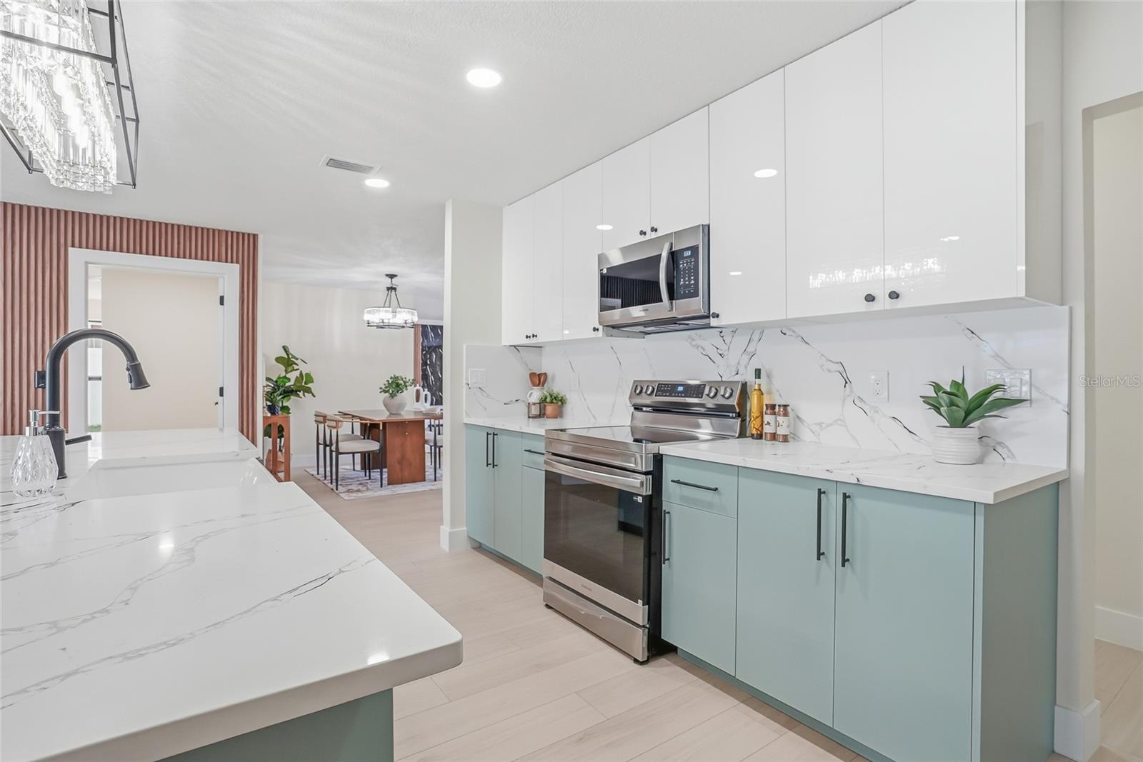 CLUBHOUSE ESTATES OF COUNTRYSIDE - Residential