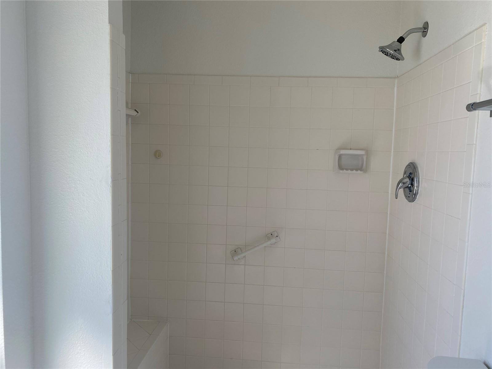 VILLAGE IN THE PINES NOR - Residential