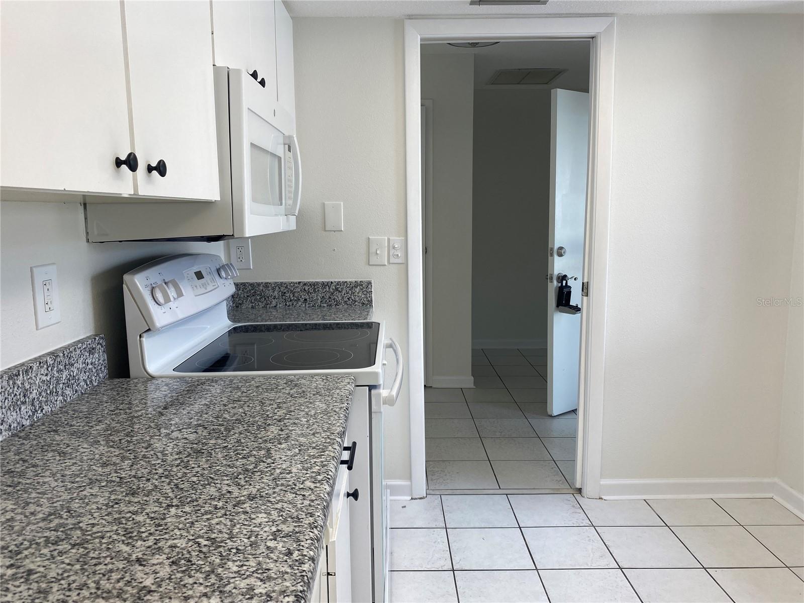 VILLAGE IN THE PINES NOR - Residential