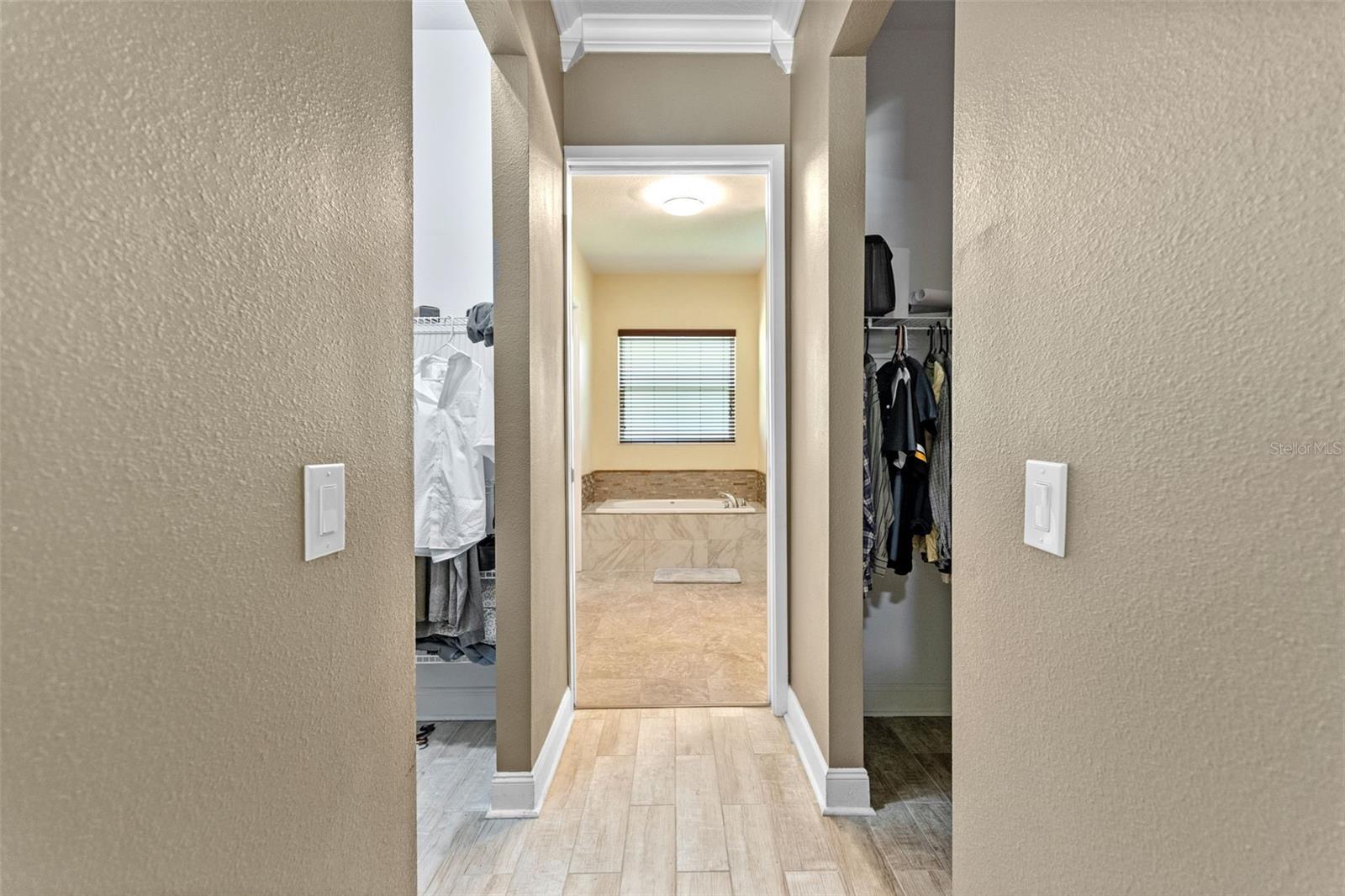 LAKE HELEN - Residential