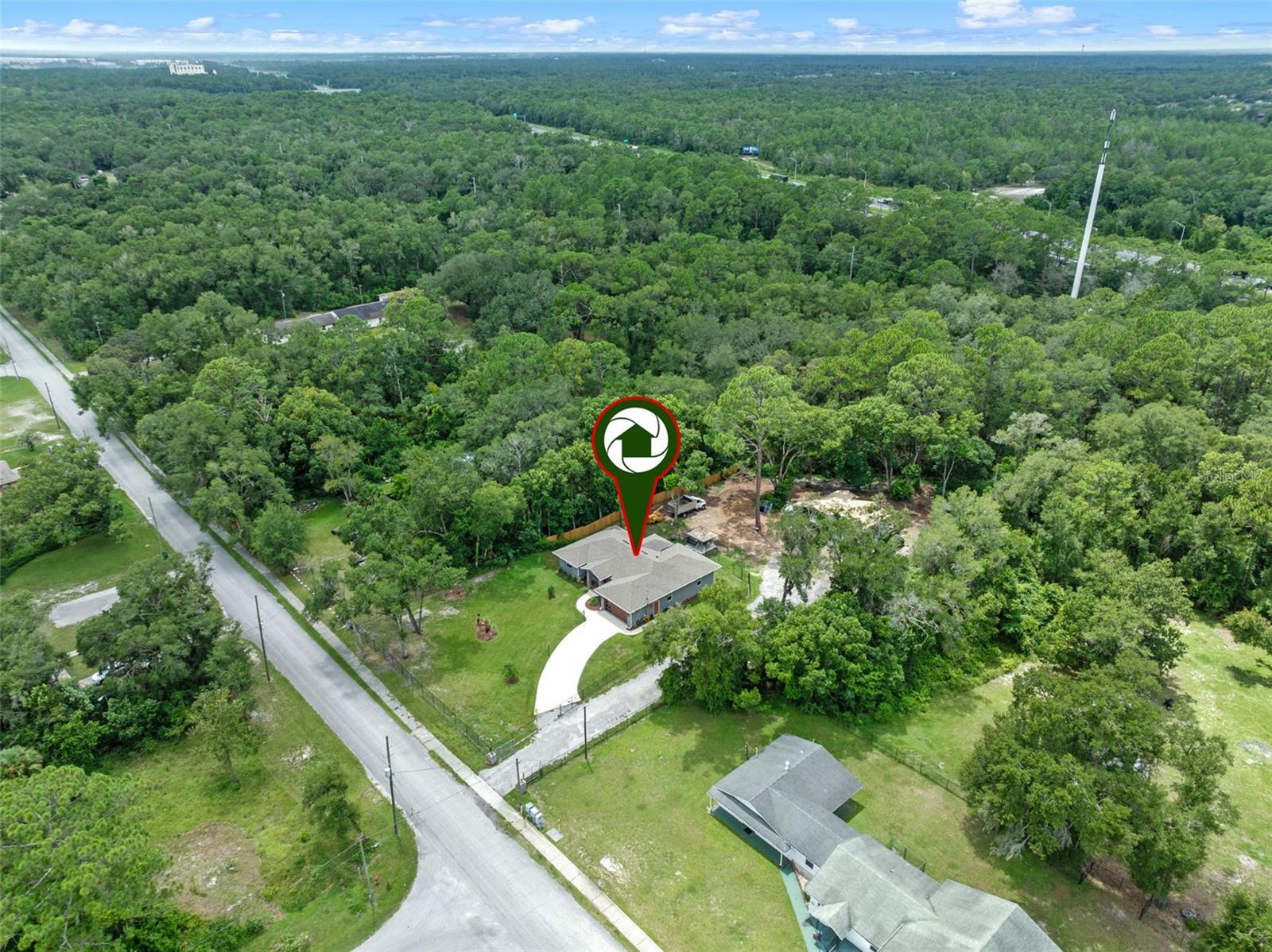 LAKE HELEN - Residential