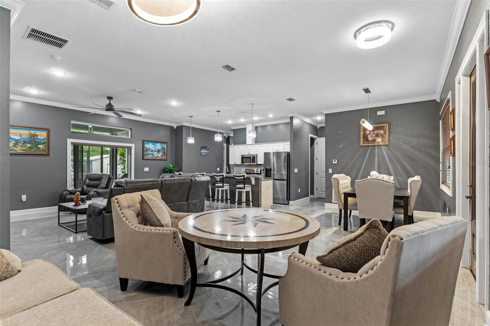 LAKE HELEN - Residential