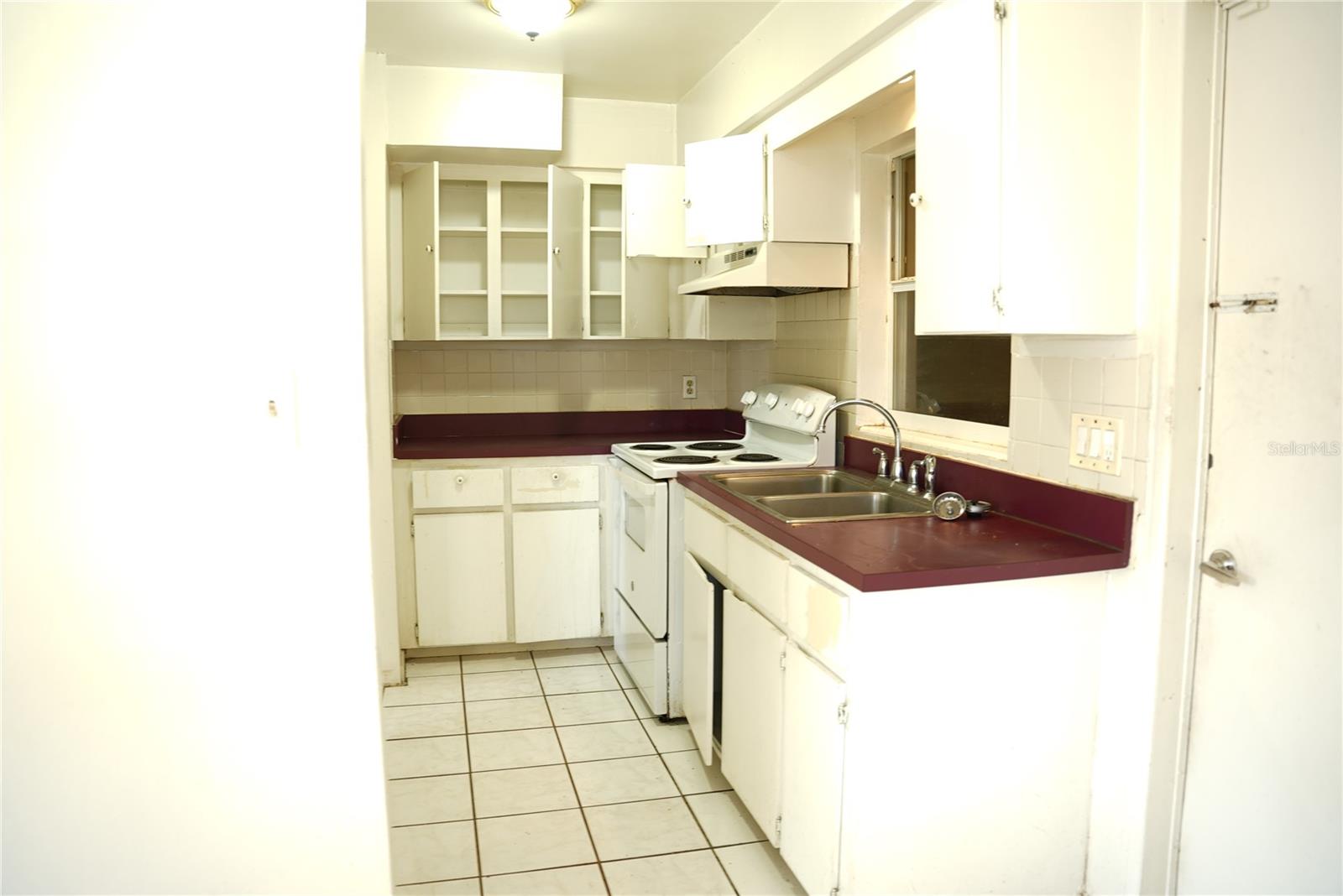 EVANS VILLAGE - Residential