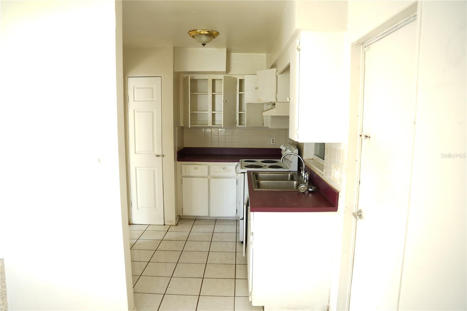 EVANS VILLAGE - Residential