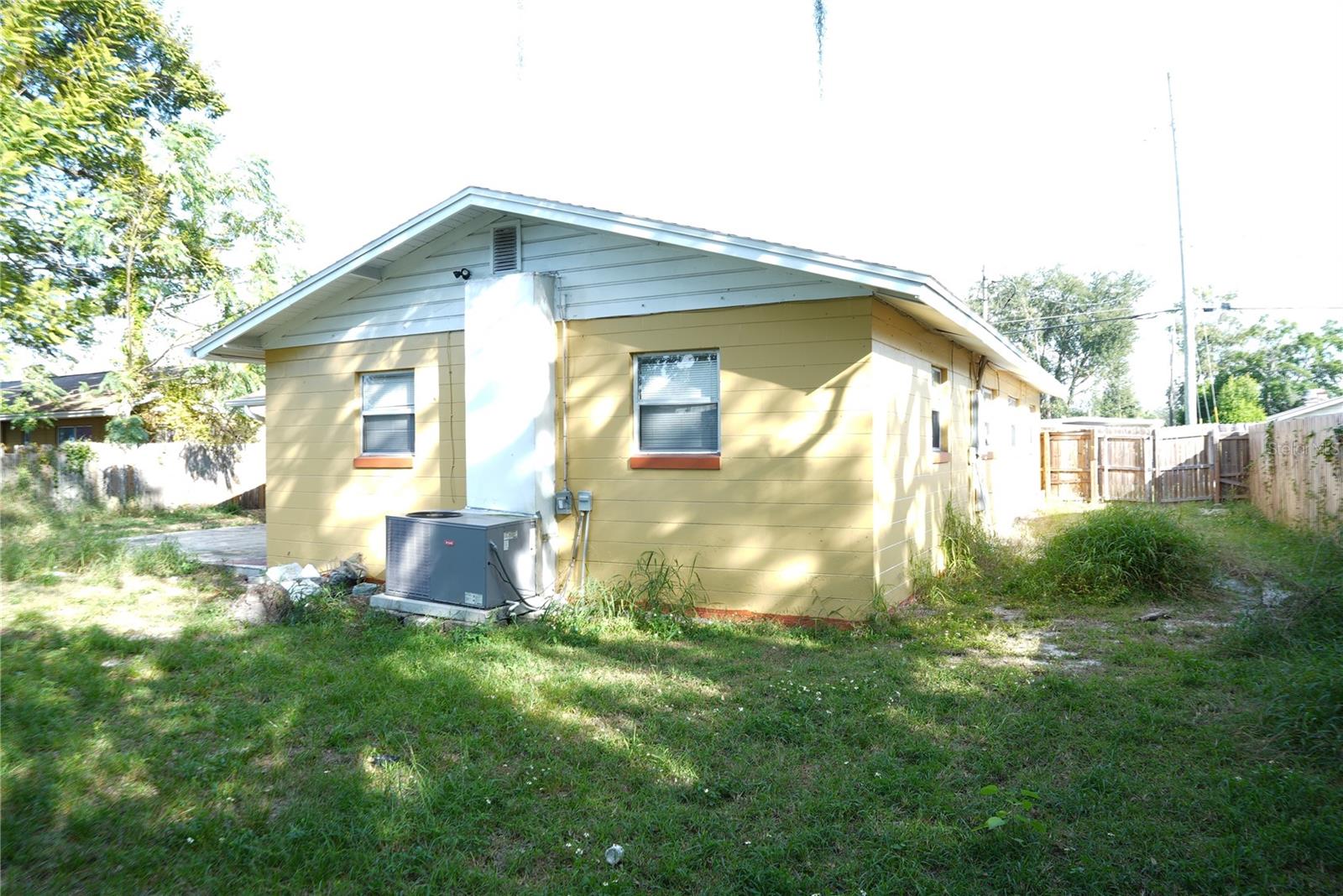 EVANS VILLAGE - Residential