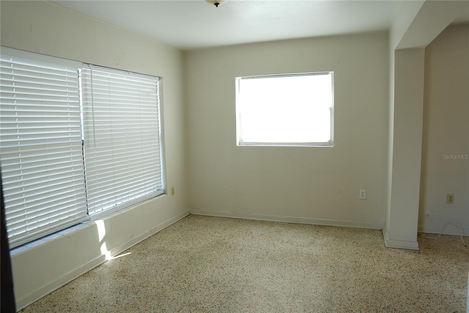 EVANS VILLAGE - Residential