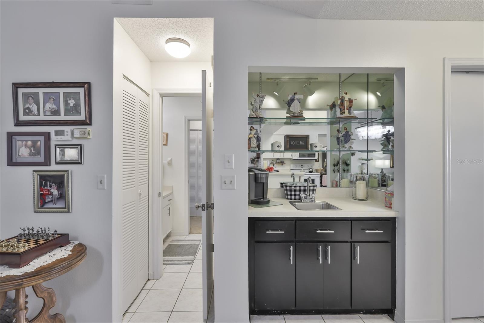 THE KNOLLS OF KINGS POINT II A - Residential