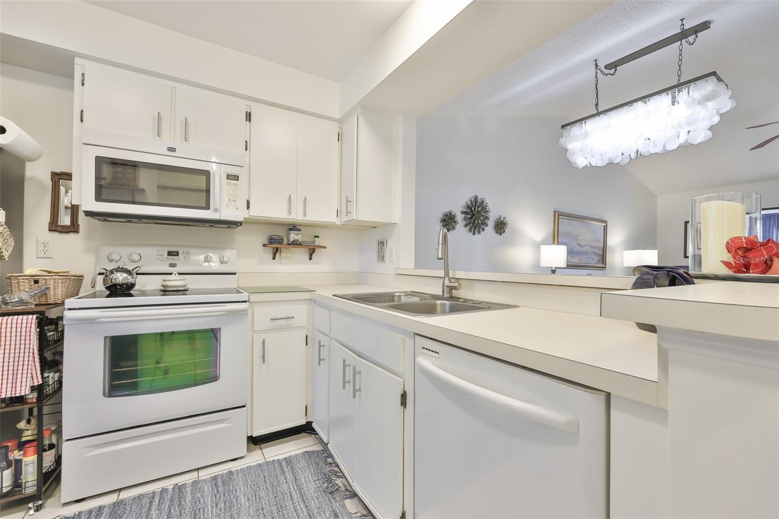 THE KNOLLS OF KINGS POINT II A - Residential