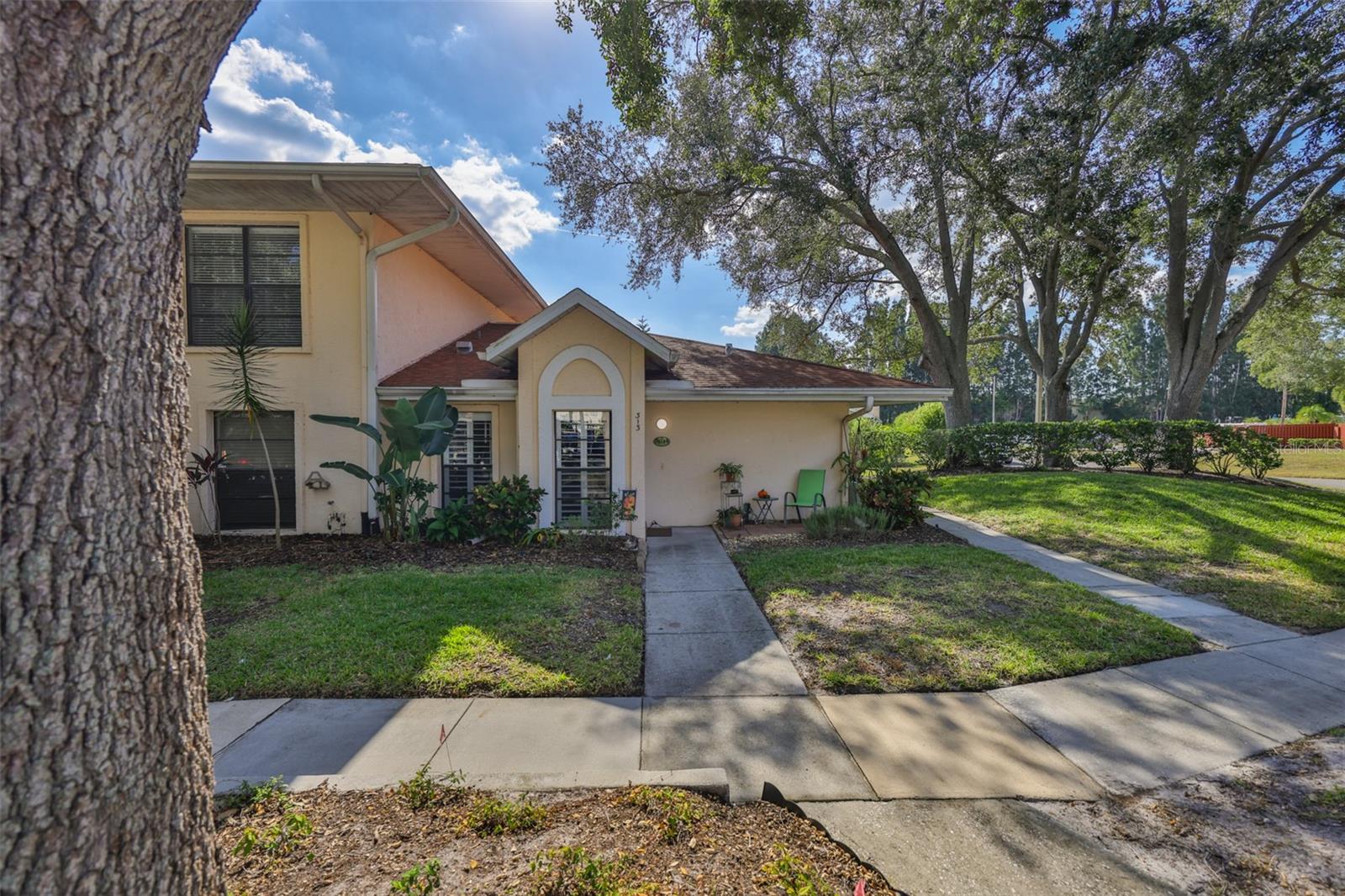 THE KNOLLS OF KINGS POINT II A - Residential