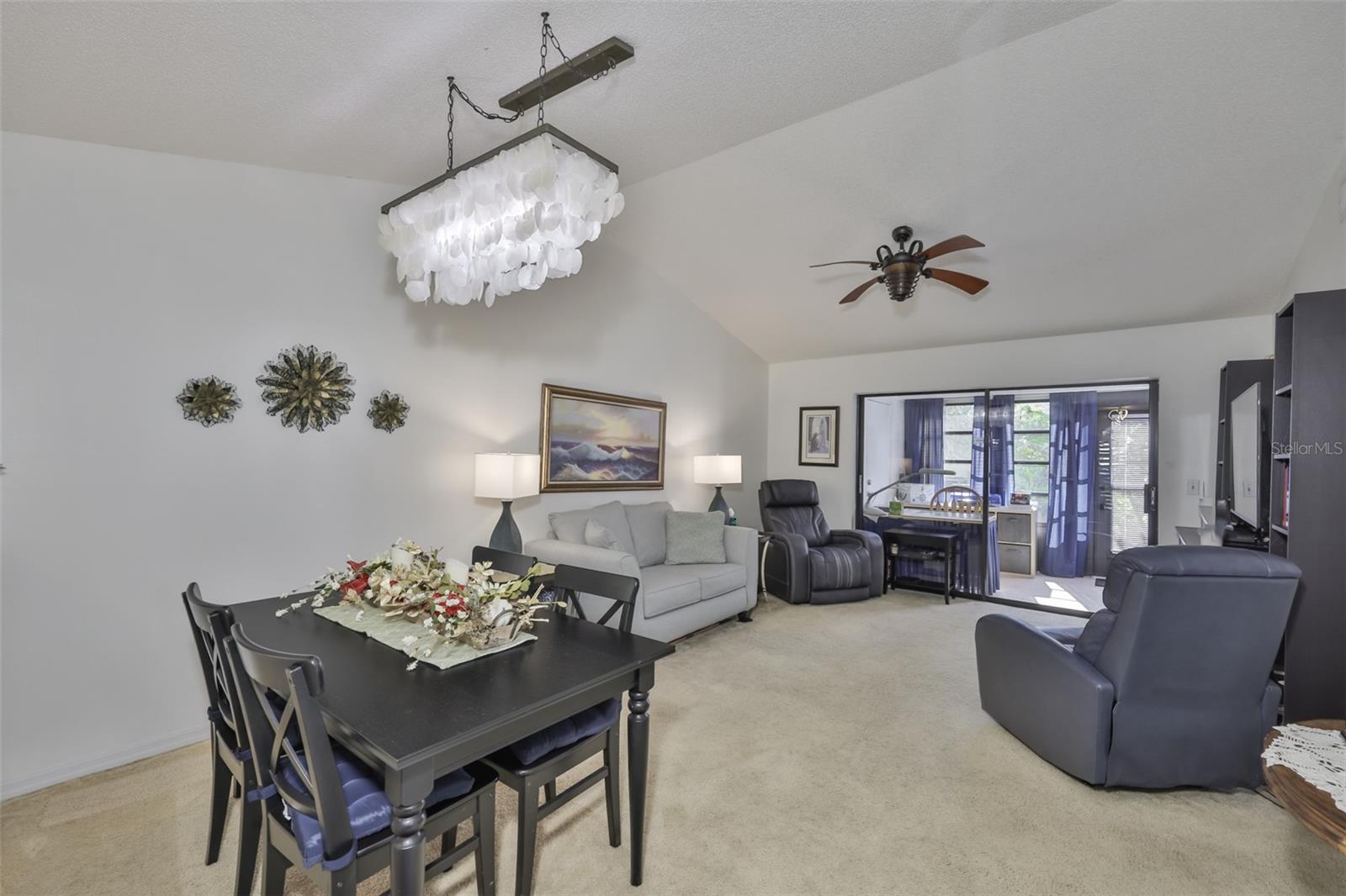 THE KNOLLS OF KINGS POINT II A - Residential