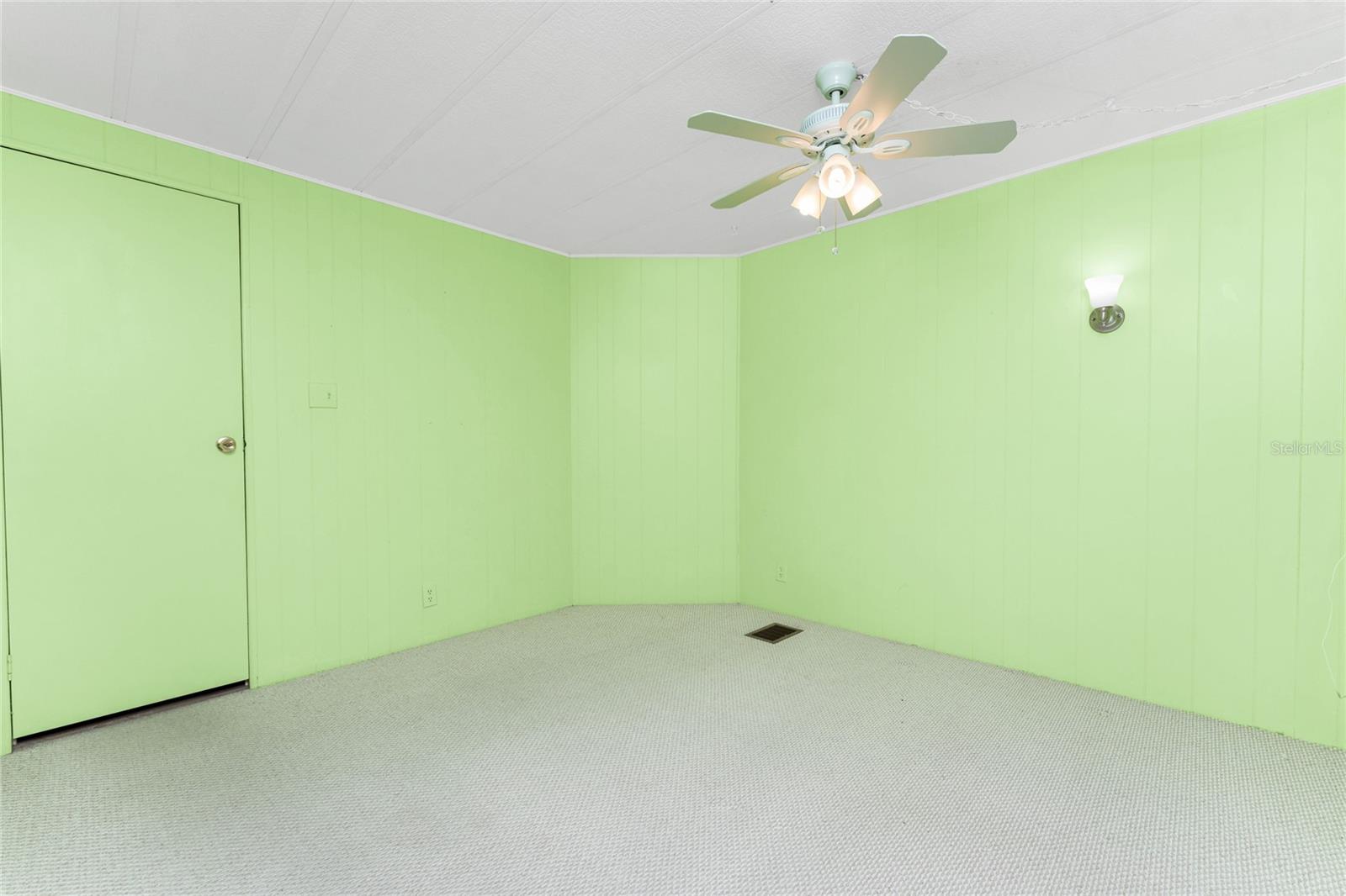 HOL MOB ESTATES 2ND ADD - Residential