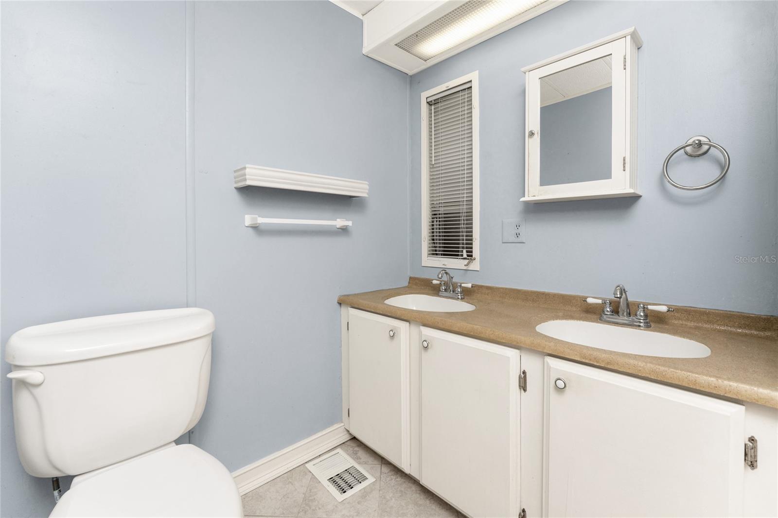 HOL MOB ESTATES 2ND ADD - Residential