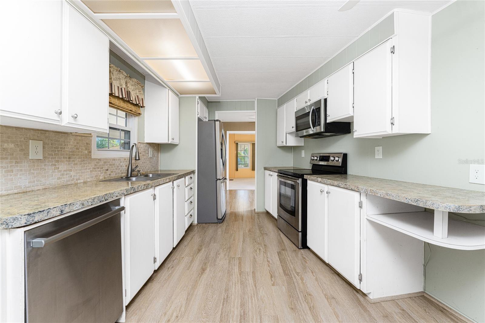 HOL MOB ESTATES 2ND ADD - Residential