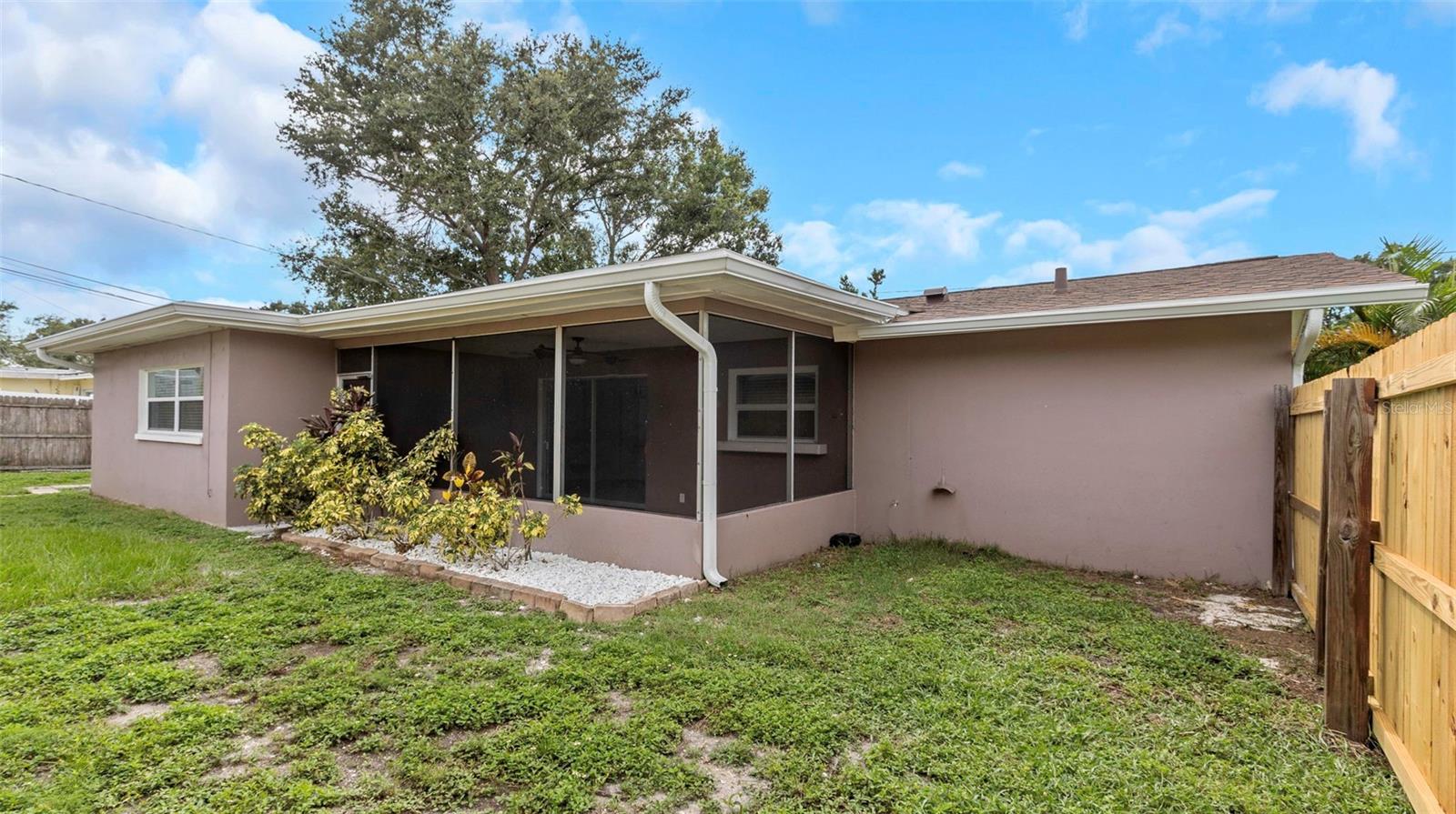 BROOKHILL - Residential Lease