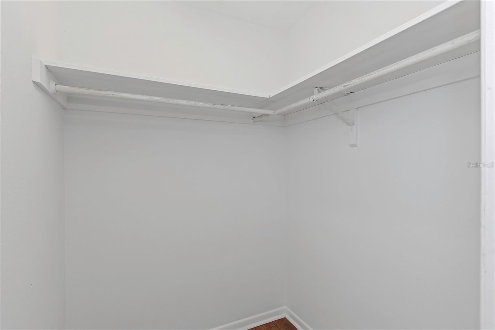 BROOKHILL - Residential Lease