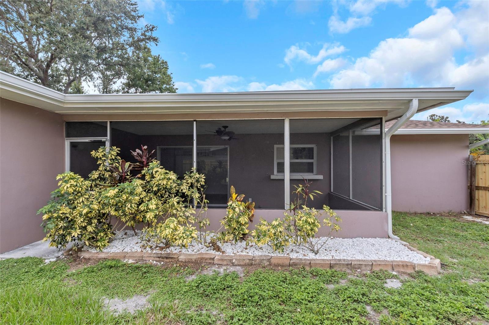BROOKHILL - Residential Lease