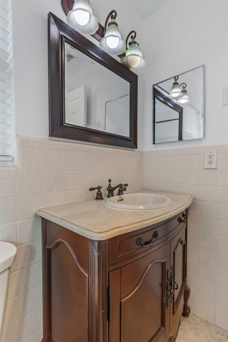 BROOKHILL - Residential Lease