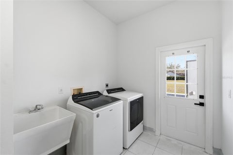 Tiny photo for 4873 NE 64 Avenue, Silver Springs, FL 34488 (MLS # OM731122)