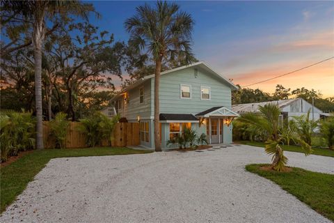Photo of 7418 Seagull Way, Tampa, FL 33635 (MLS # TB8428204) Photo of 7418 Seagull Way, Tampa, FL 33635 (MLS # TB8428204)
