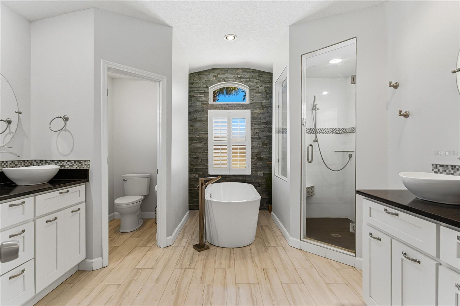 ASHFORD UNIT THREE - Residential