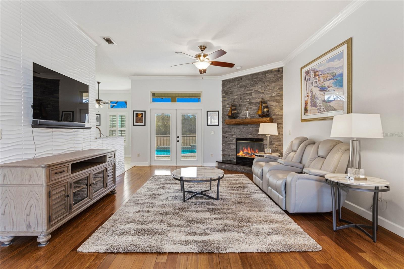 ASHFORD UNIT THREE - Residential