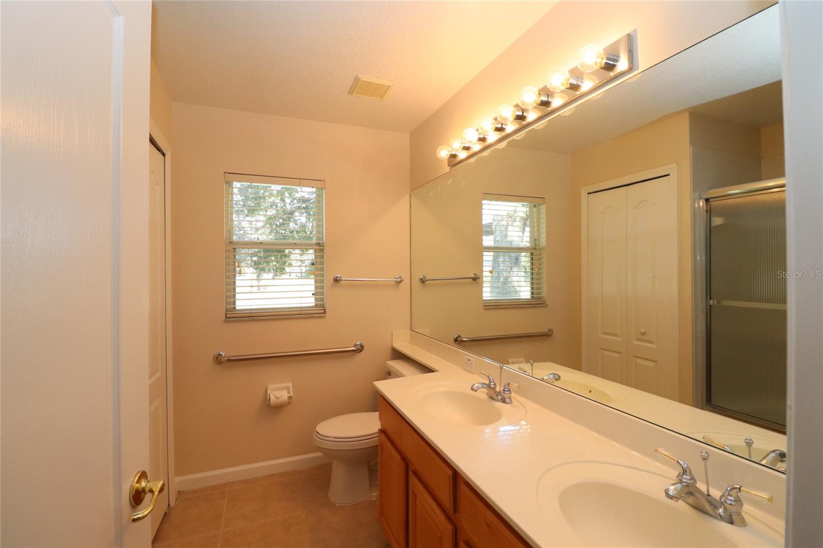 ROCK SPGS RIDGE PH 02 - Residential Lease