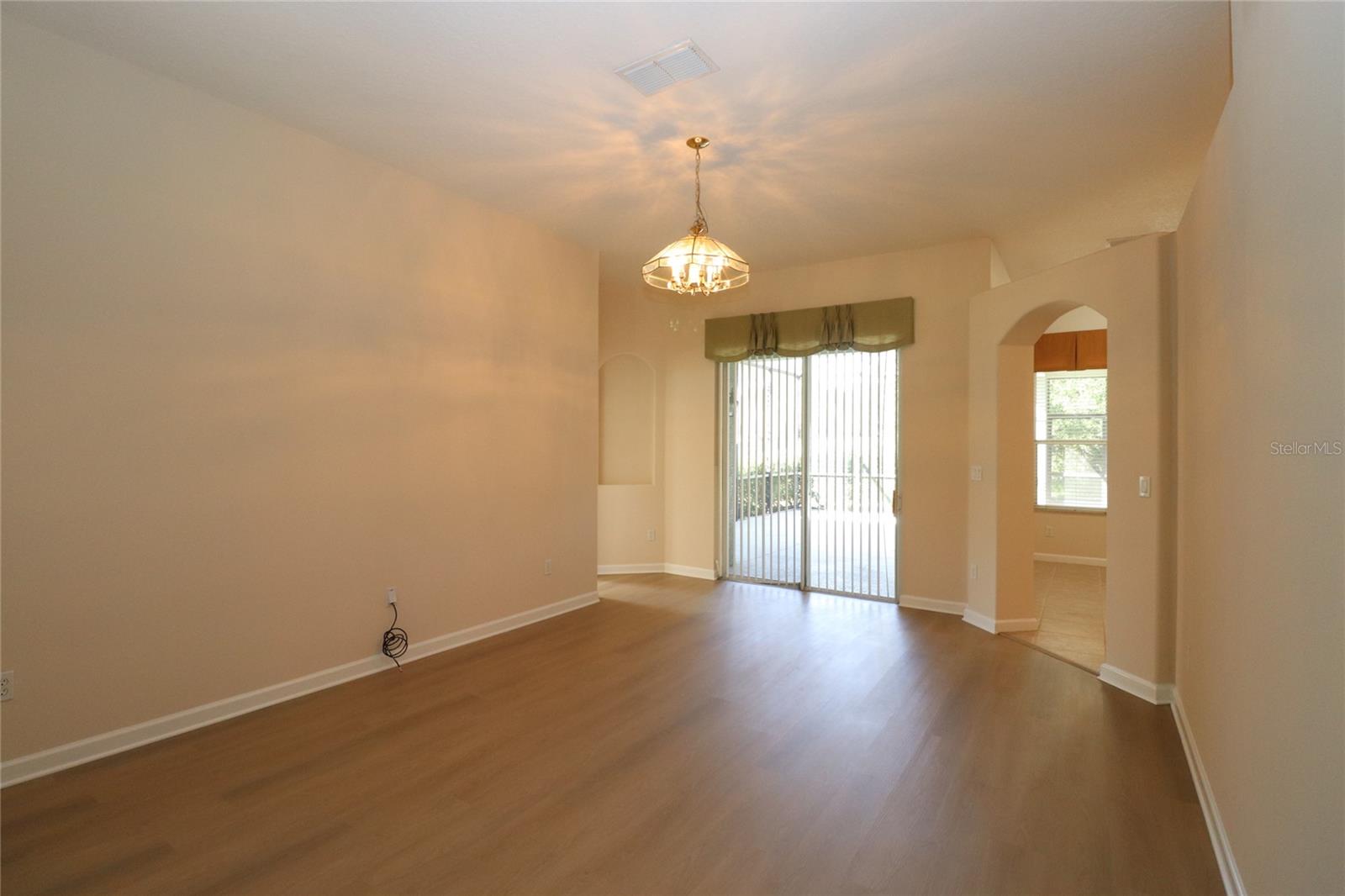 ROCK SPGS RIDGE PH 02 - Residential Lease