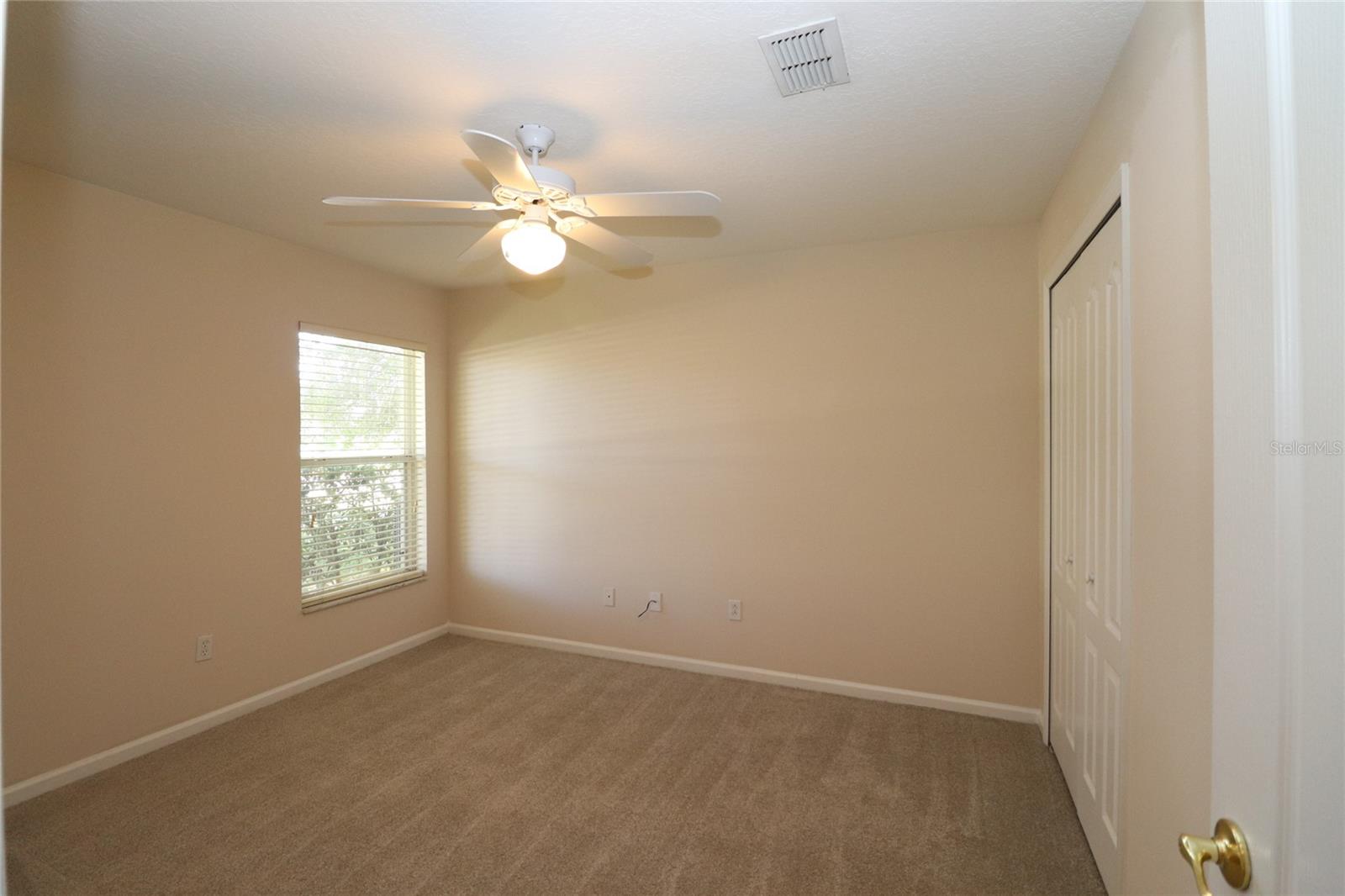 ROCK SPGS RIDGE PH 02 - Residential Lease