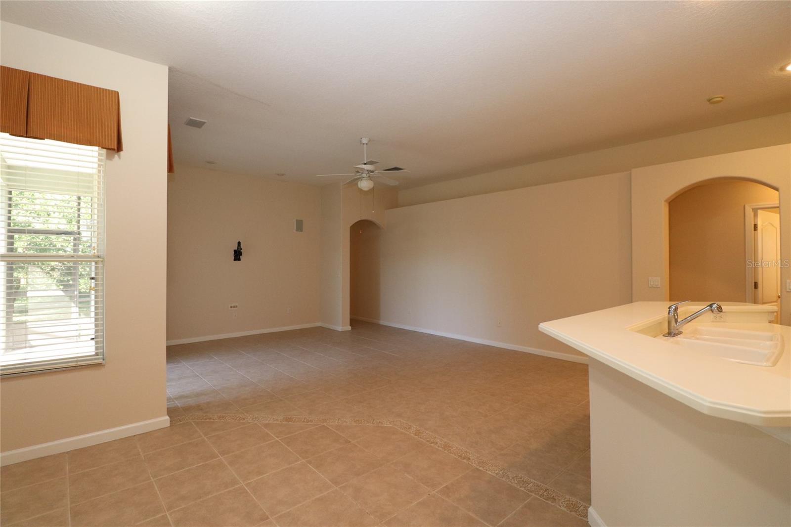 ROCK SPGS RIDGE PH 02 - Residential Lease